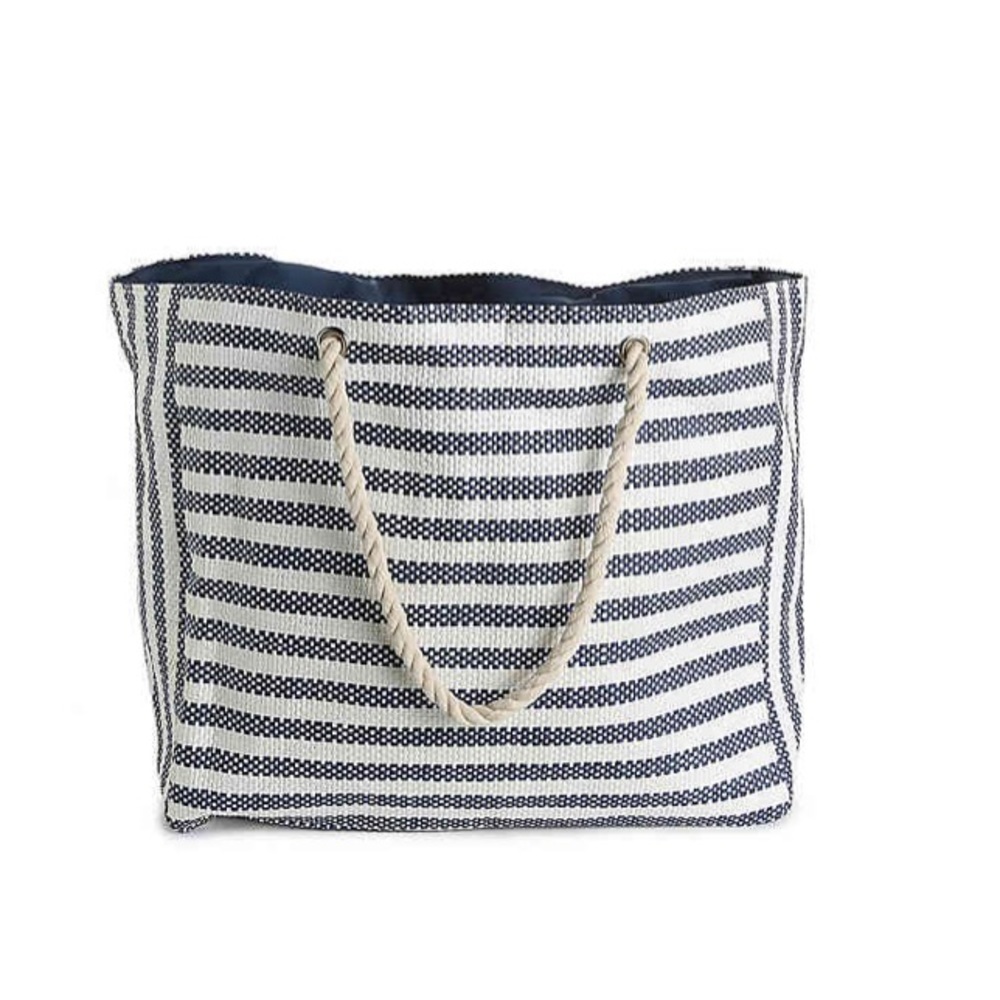 DSW Beach Day Tote With Pillow and Mat - Picture 7 of 8